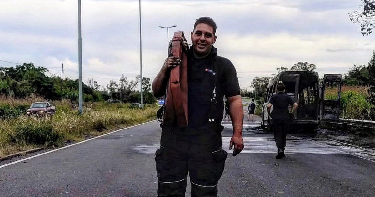 la foto del bombero donde ahora murió mientras apagaba un incendio
