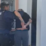 Detuvieron a un joven tras robar una mochila de una vivienda en el barrio René Favaloro