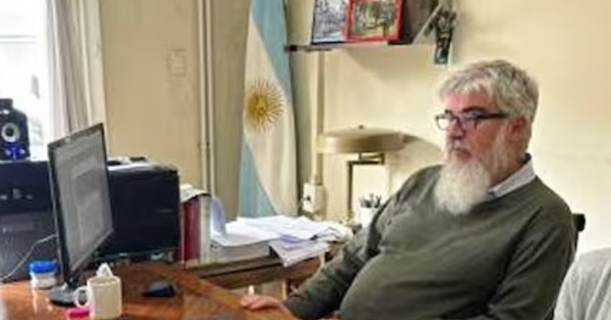 Juicio político por asociación ilícita para apropiarse de terrenos.