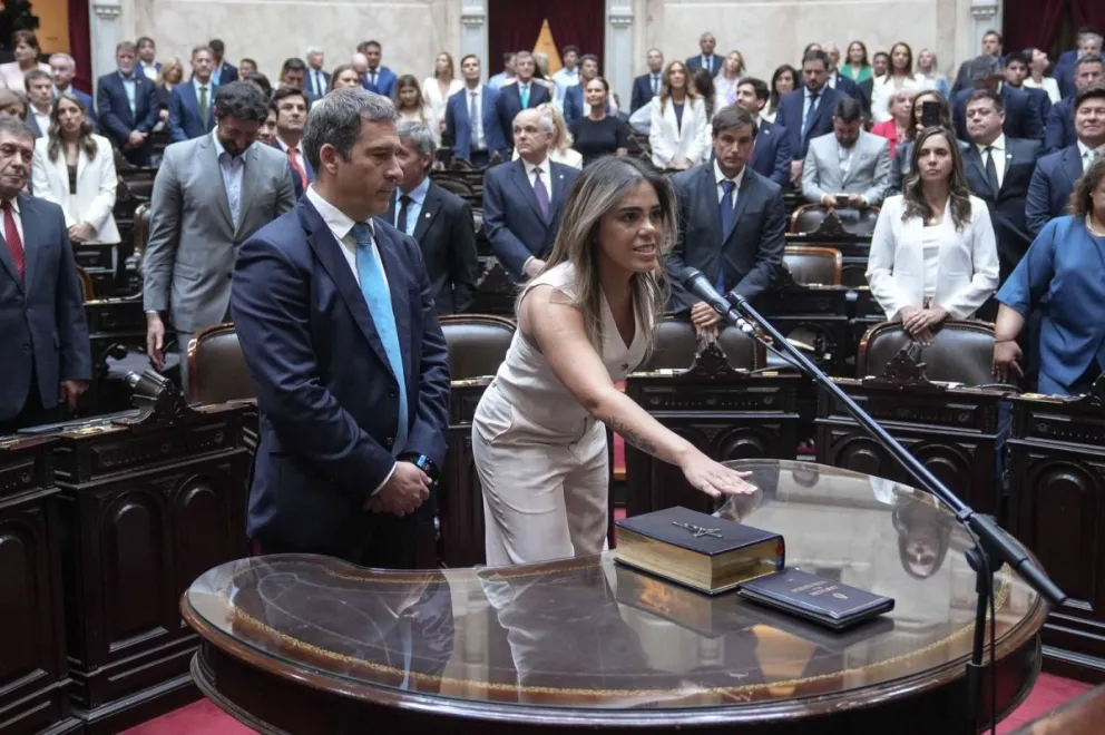 Maira Frías juró como diputada nacional por la Libertad Avanza