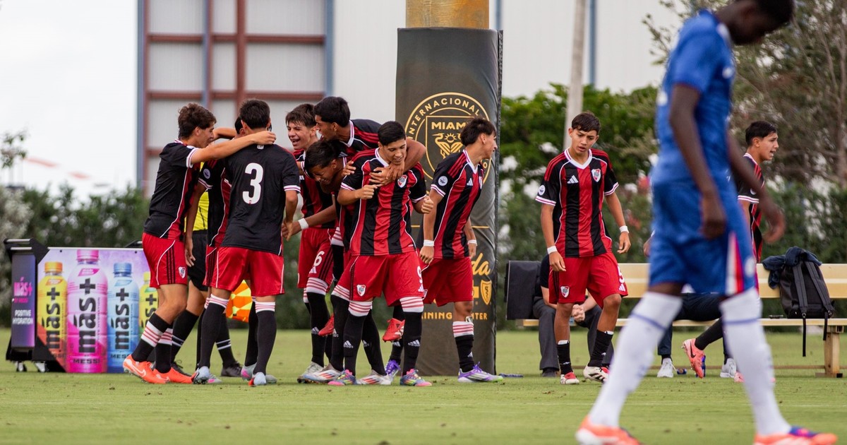 River enfrenta al Atlético de Madrid por la final de la Messi Cup :: Olé