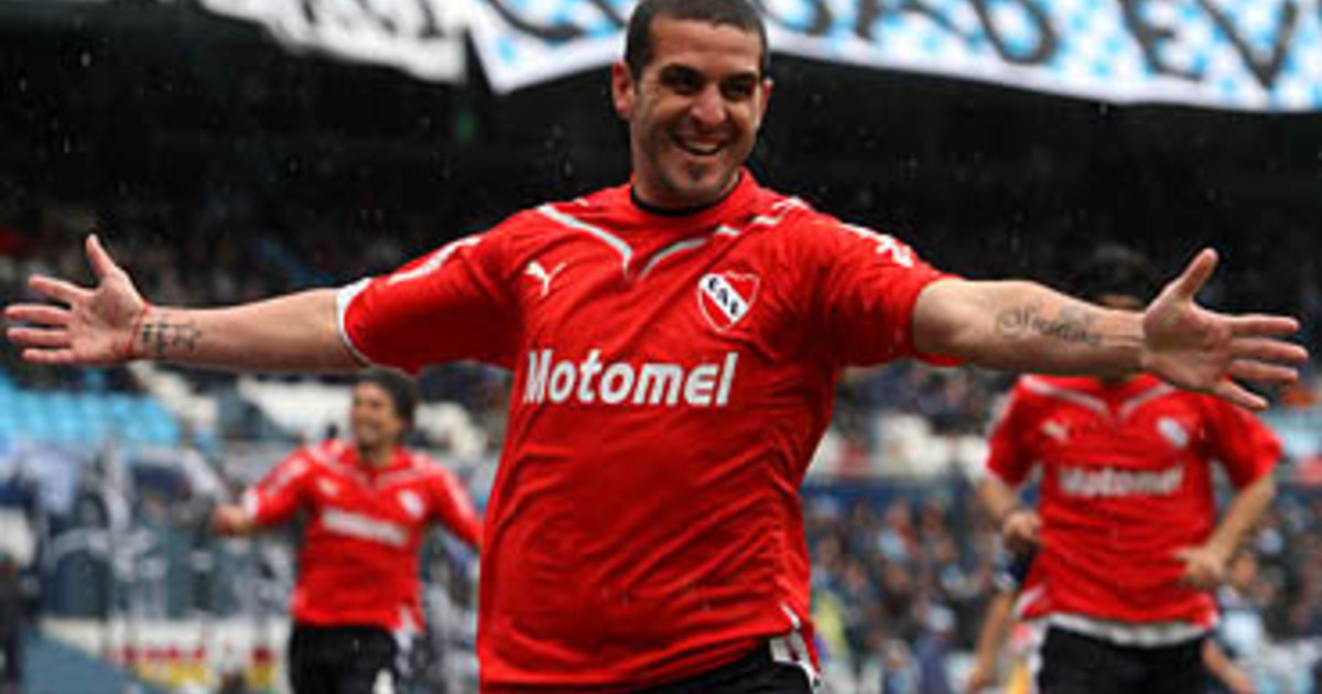 Un ex Independiente a las trompadas en un Fútbol 5 :: Olé