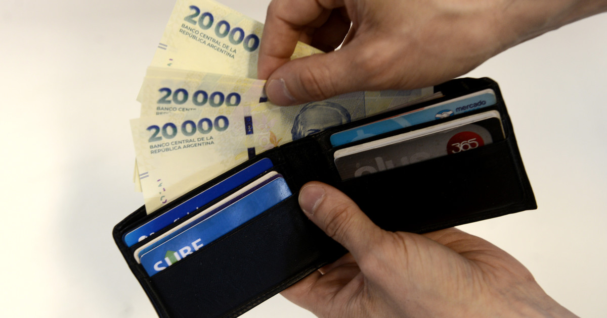 8 de cada 10 sienten que el sueldo no alcanza y las vacaciones son uno de los primeros gastos que se recortan