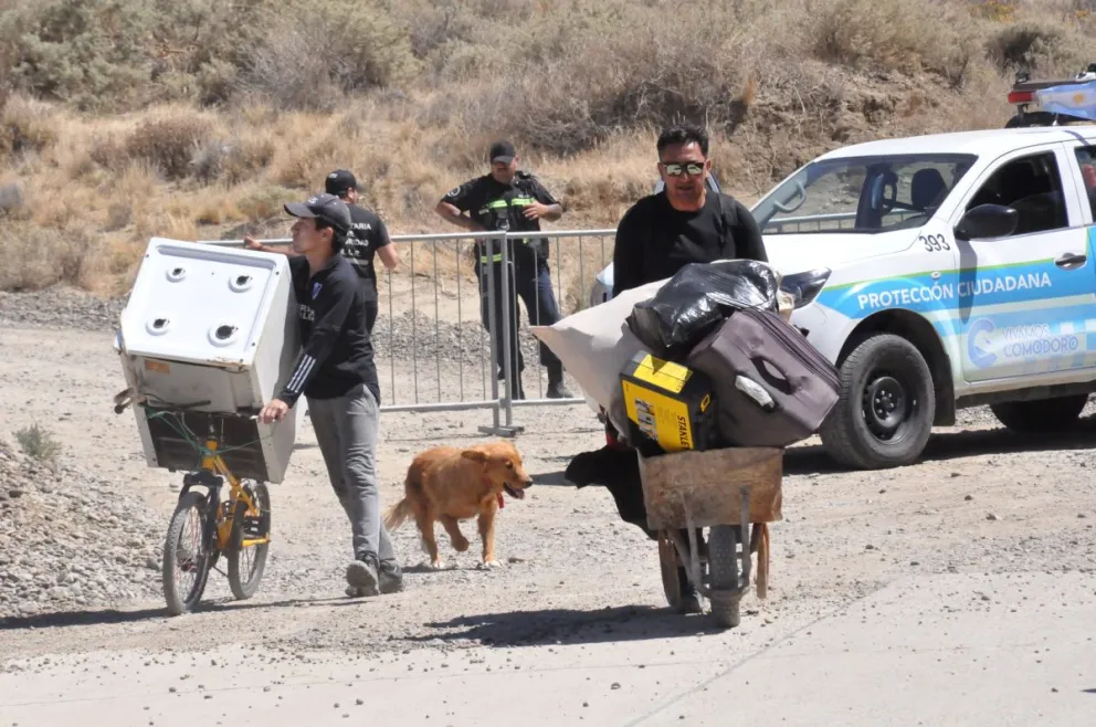 El Club Ameghino armó una colecta solidaria para las familias evacuadas de Sismográfica