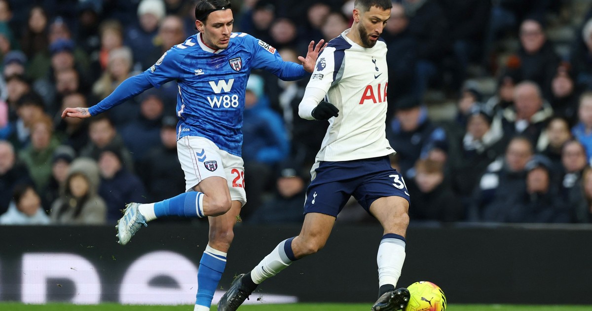 El uruguayo ex Boca que sufrió una lesión muscular severa y encendió las alarmas de cara al Mundial :: Olé