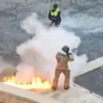 España: un bombero intentó quemarse a lo bonzo frente a la Catedral de Murcia