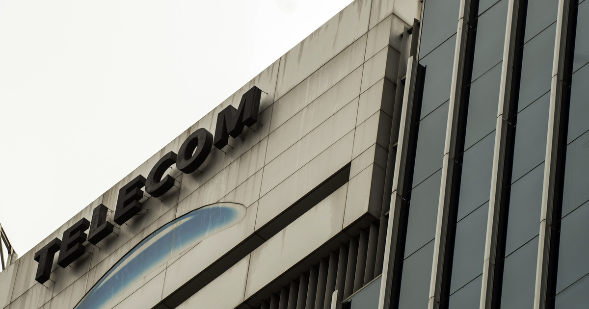 Utilice este título  Fuerte apoyo del mercado a Telecom Argentina, que adjudicó US$ 600 millones en una nueva emisión de ON y cree en base a ese titulo original un titulo nuevo, preciso, comprensible y que no pierda relacion con el titulo original. Necesito que me devuelvas solo y nada mas que el titulo nuevo.