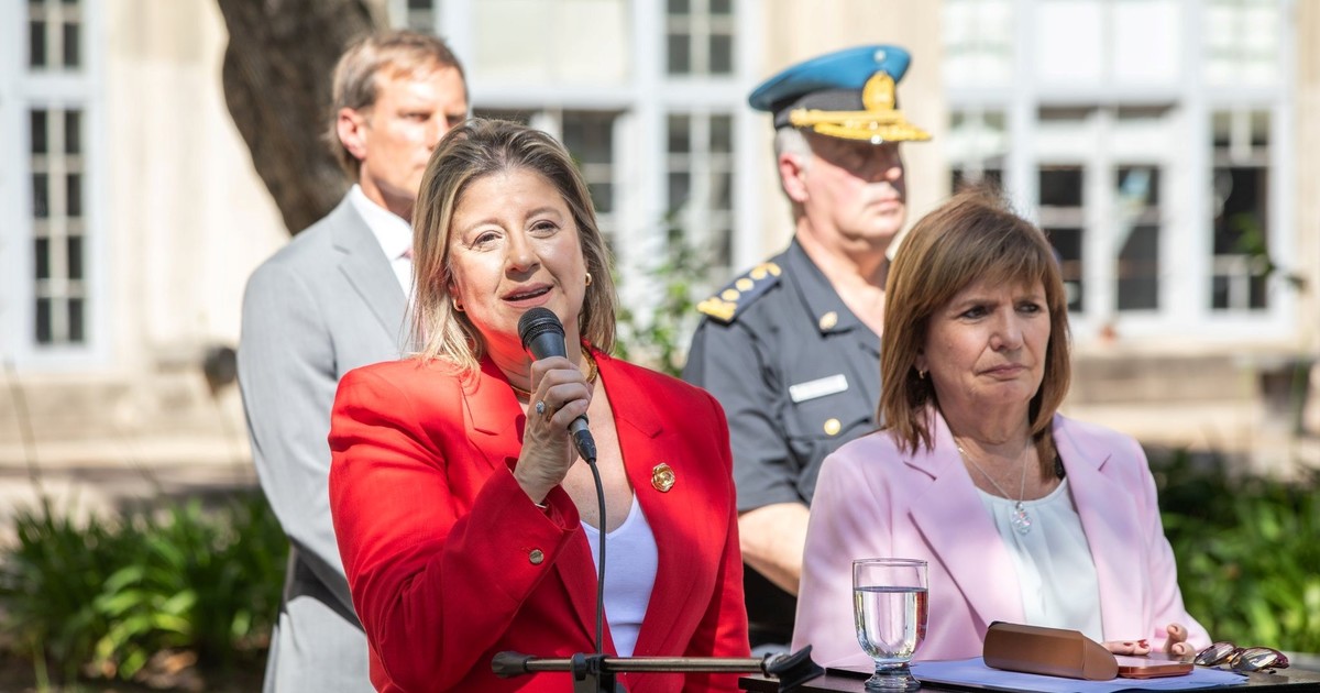 Monteoliva respaldó los datos oficiales y le tendió un puente a Kicillof