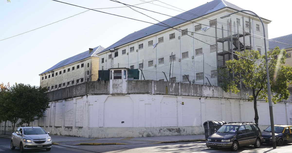 Tras años de demora, la Ciudad anunció que este año desalojará la cárcel de Devoto