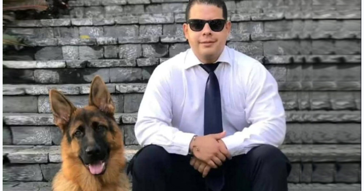 es chofer de la Embajada argentina en Caracas y lo detuvieron ilegalmente