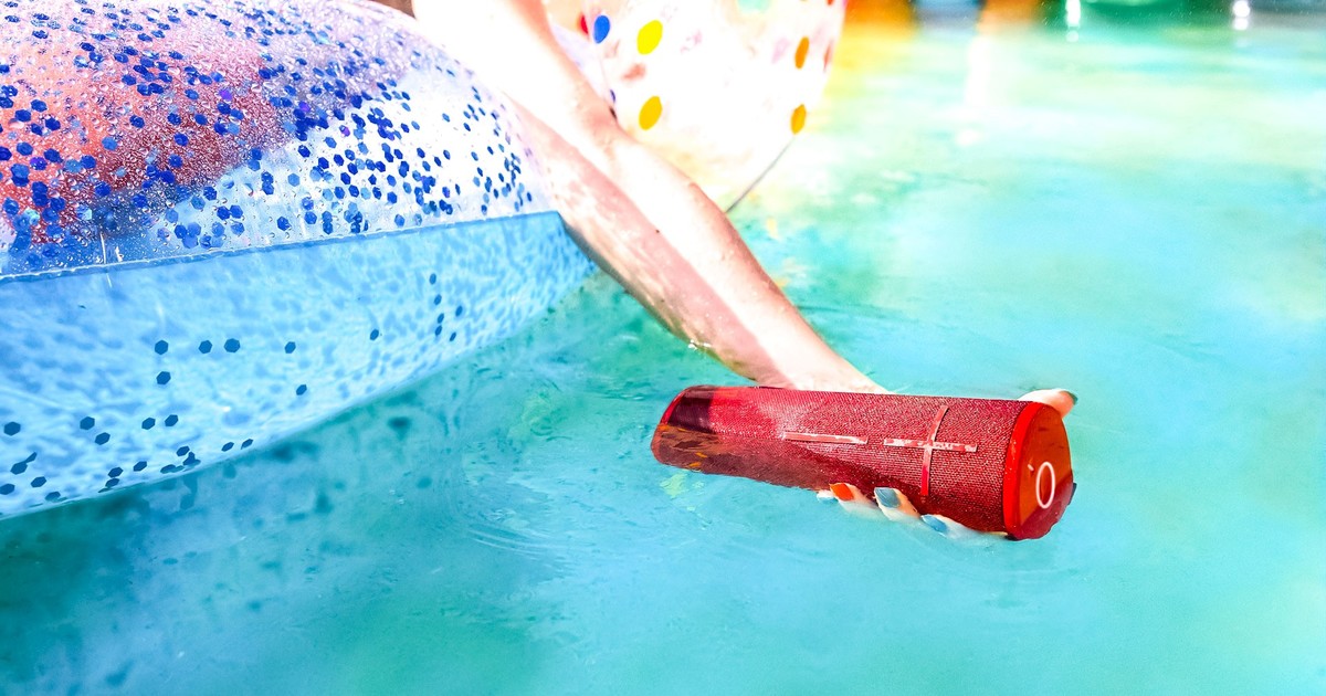 Utilice este título  los mejores para escuchar música en la pileta o llevar de vacaciones y cree en base a ese titulo original un titulo nuevo, preciso, comprensible y que no pierda relacion con el titulo original. Necesito que me devuelvas solo y nada mas que el titulo nuevo.