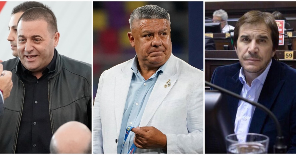 Utilice este título  Ahora tres jueces se pelean para definir quién investiga la ruta del dinero de la AFA en el exterior y cree en base a ese titulo original un titulo nuevo, preciso, comprensible y que no pierda relacion con el titulo original. Necesito que me devuelvas solo y nada mas que el titulo nuevo.