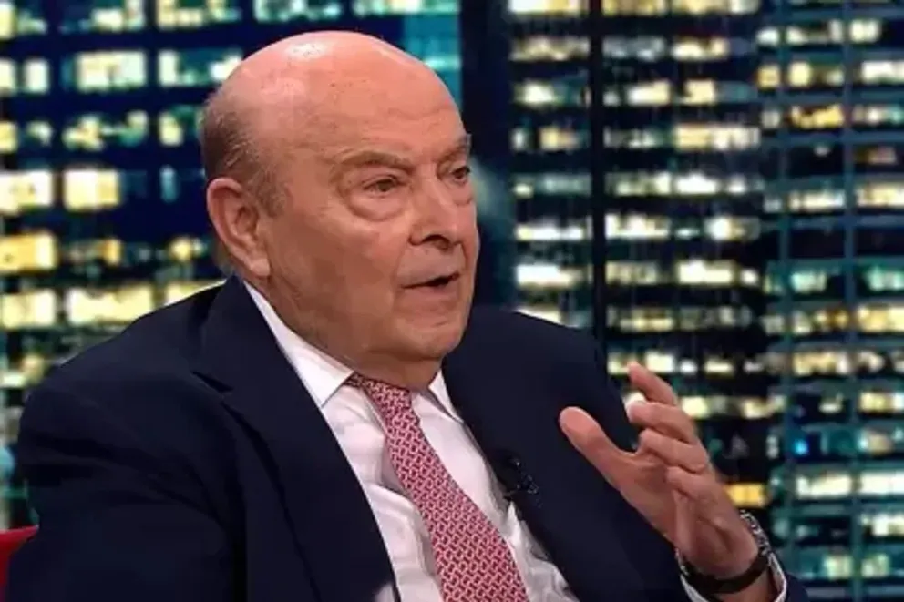 Cavallo advierte sobre el esquema económico actual y el nivel de consumo