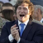 Utilice este título Milei y los viejos trucos de la casta para no extrañar al kirchnerismo y cree en base a ese titulo original un titulo nuevo, preciso, comprensible y que no pierda relacion con el titulo original. Necesito que me devuelvas solo y nada mas que el titulo nuevo.