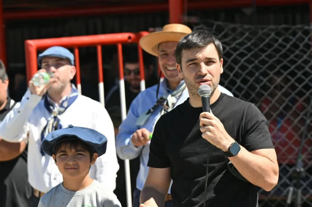 Torres participó del 51.° Festival de Doma y Folklore en Sarmiento