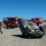 Una mujer perdió el control de su auto y volcó en Playa Magagna