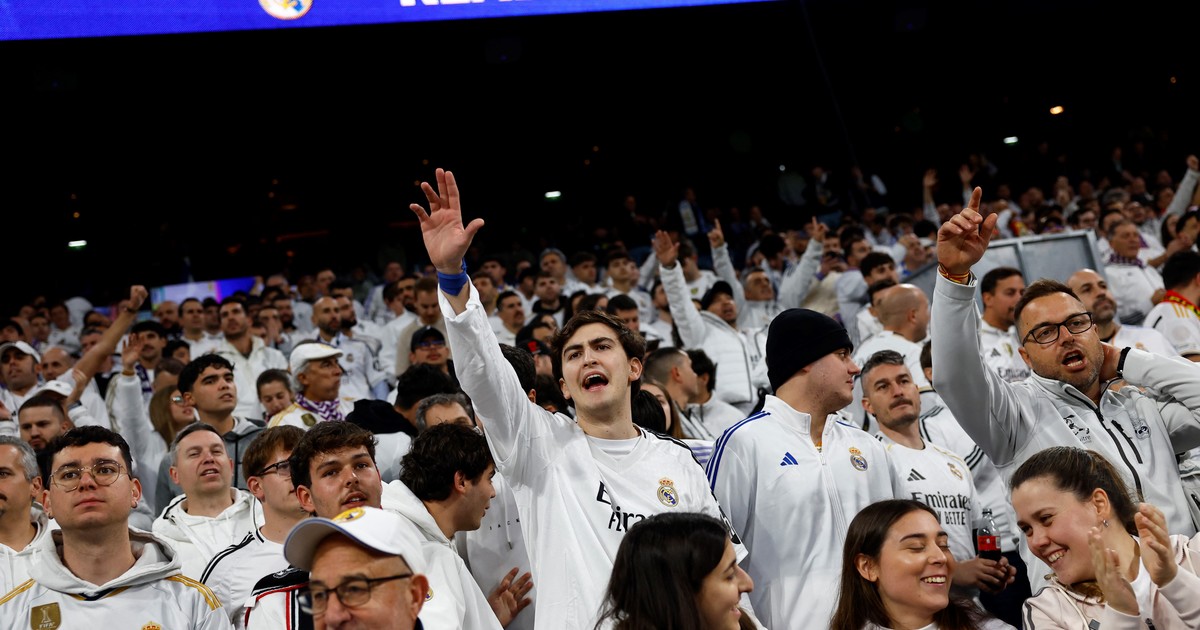 Volvieron los silbidos en el Bernabéu contra el Real Madrid :: Olé