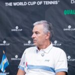 Utilice este título cómo se distribuirán los debutantes para una serie compleja y cree en base a ese titulo original un titulo nuevo, preciso, comprensible y que no pierda relacion con el titulo original. Necesito que me devuelvas solo y nada mas que el titulo nuevo.